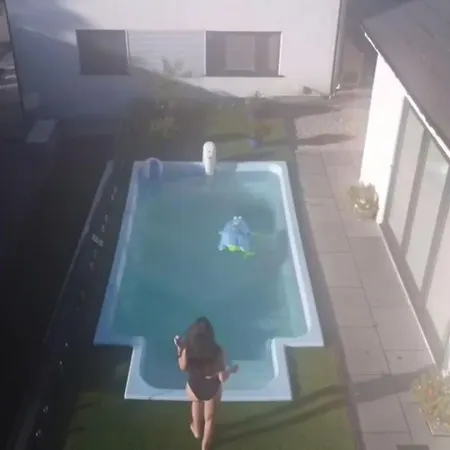 The Pool House {heated Pool With Swim Jet} Holiday home Beetham