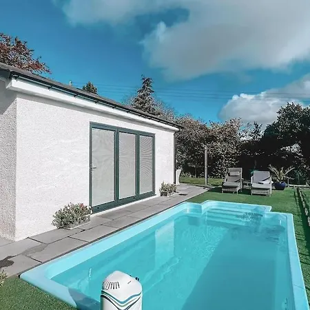 Holiday home The Pool House {heated Pool With Swim Jet} Beetham